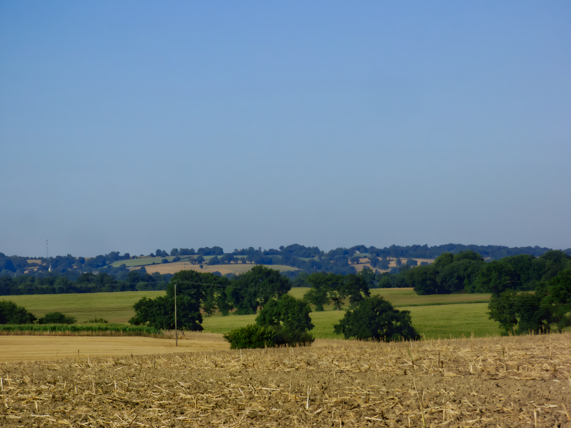 Field view towards Lassay/Thiboeuf